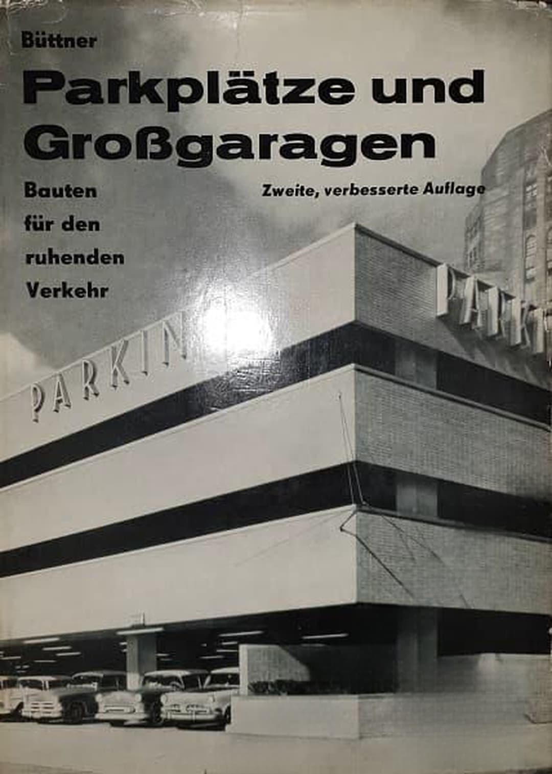 Parkplätze und Großgaragen — cover